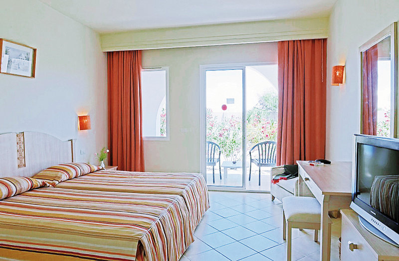 Meninx Family Club 7