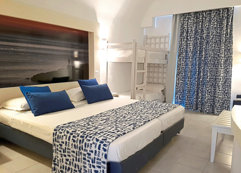 Meninx Family Club 16