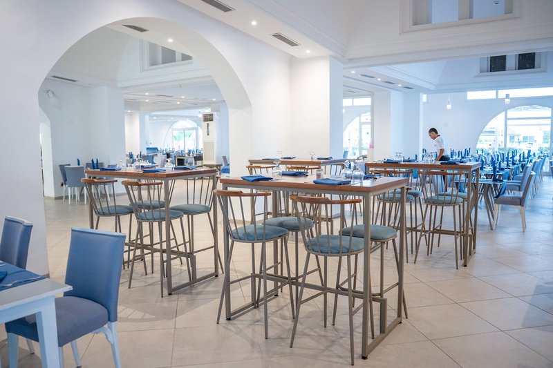 Meninx Family Club 9