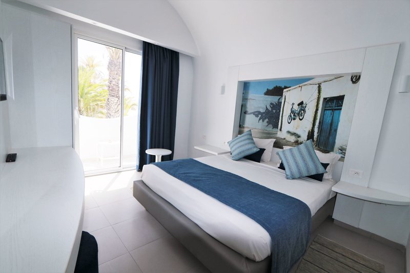 Meninx Family Club 11