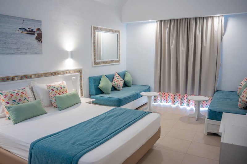 Meninx Family Club 13