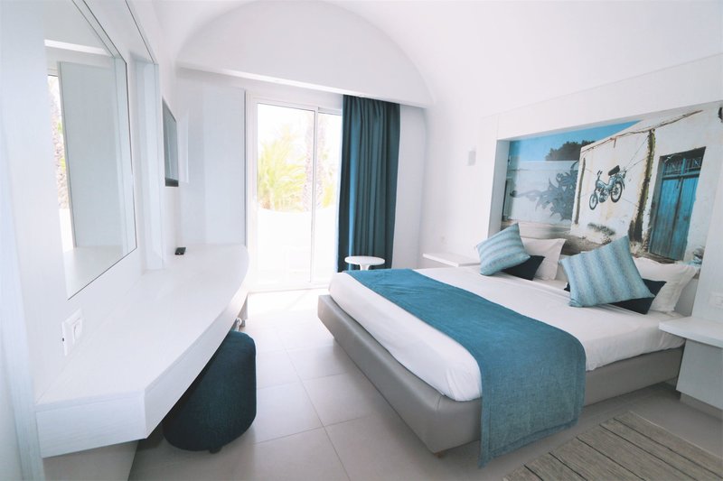 Meninx Family Club 14