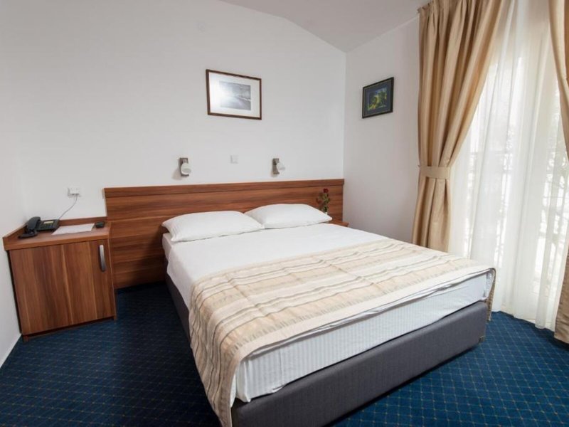 Villa Nova 18 - Room Example