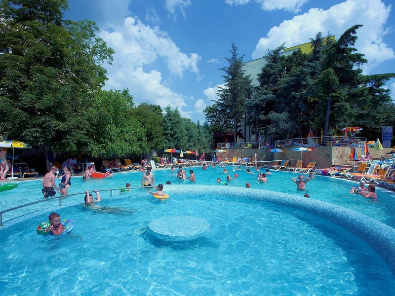 Excelsior 6 - Outdoor Pool