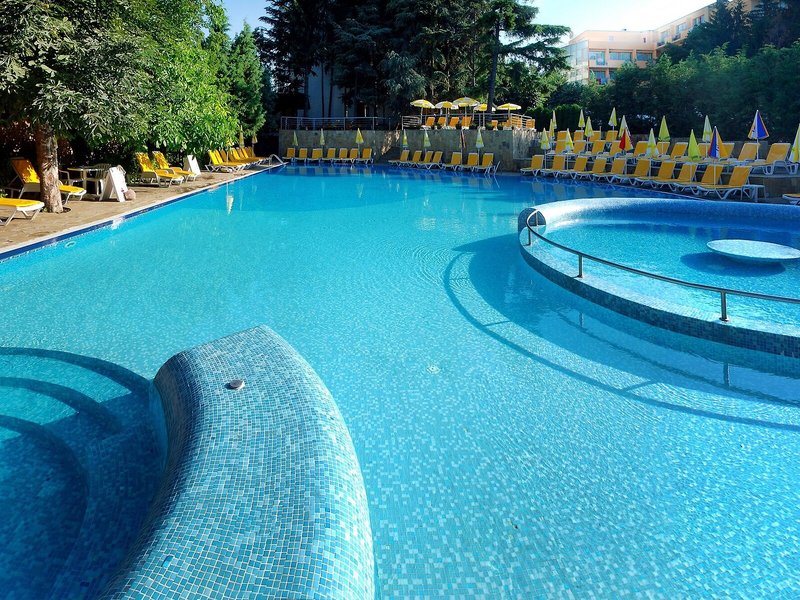 Excelsior 9 - Outdoor Pool