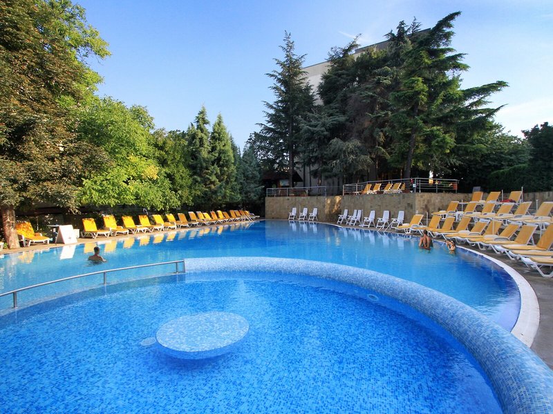 Excelsior 10 - Outdoor Pool