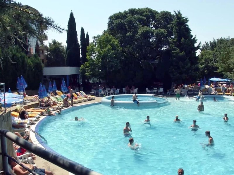 Excelsior 13 - Outdoor Pool