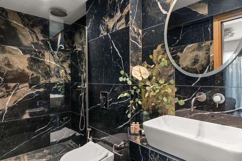 The Athenaeum Luxury Hotel 14