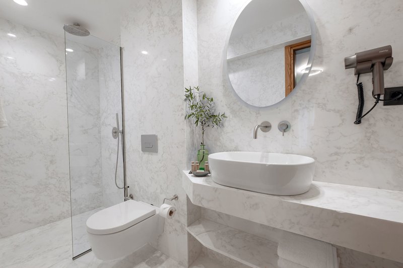 The Athenaeum Luxury Hotel 15