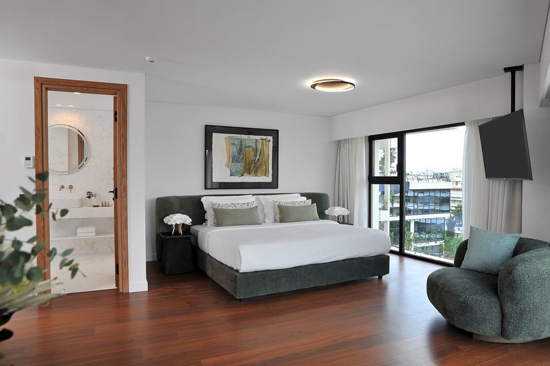 The Athenaeum Luxury Hotel 17