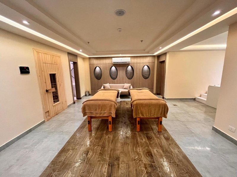 Flow Spectrum Resort Sahl Hasheesh 40