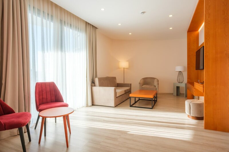Caddemminn Hotel 17