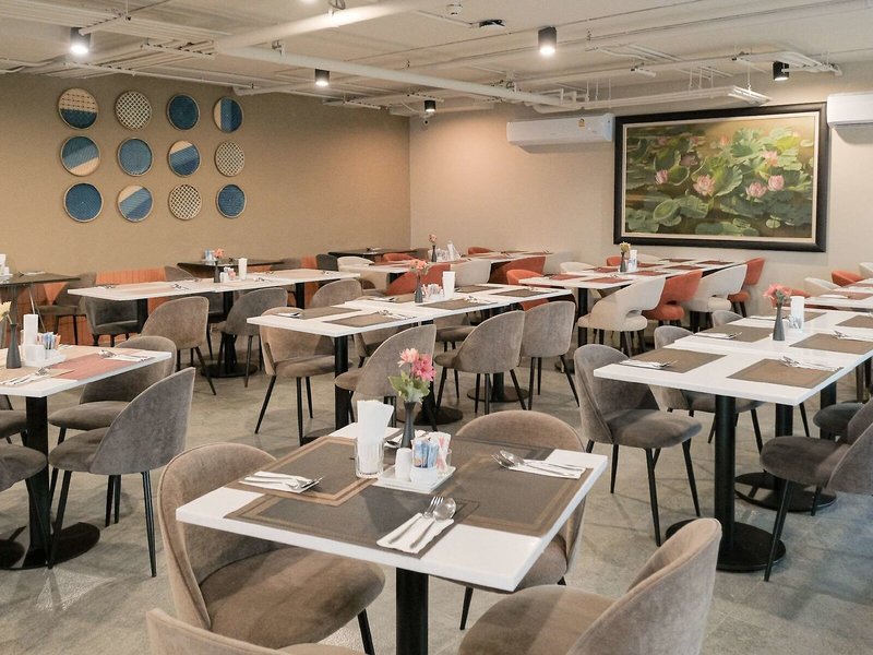 SimpleStay Chatuchak, SureStay Collection by Best Western 10