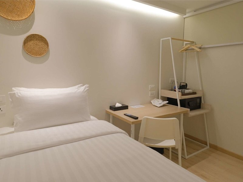 SimpleStay Chatuchak, SureStay Collection by Best Western 15