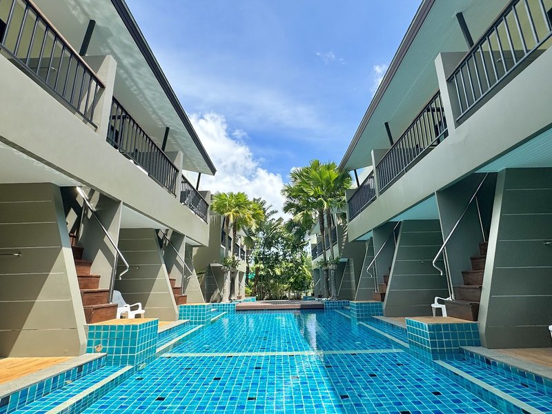 XAYA Pool Access Resort 2