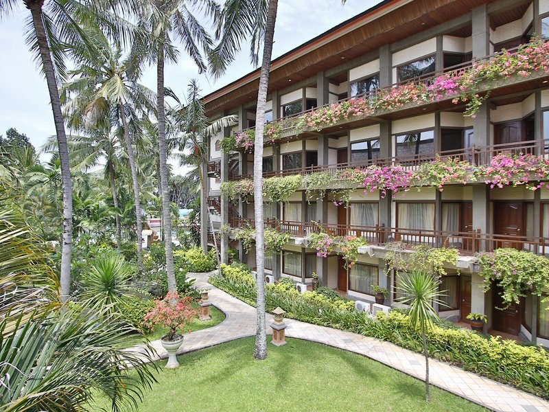 The Jayakarta Lombok Beach Resort & Spa 2