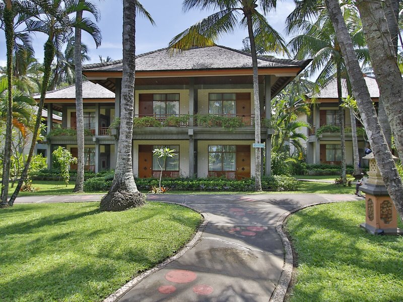 The Jayakarta Lombok Beach Resort & Spa 3