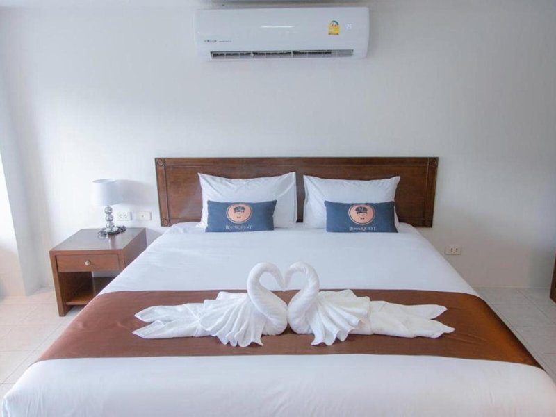 RoomQuest The Beach Kalim 9