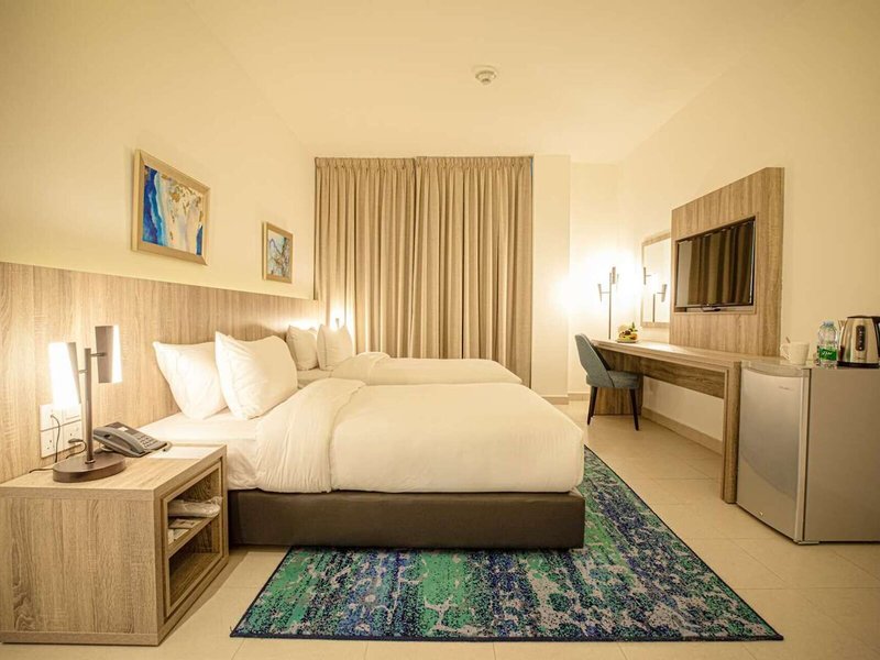Golden Tulip Amman 6