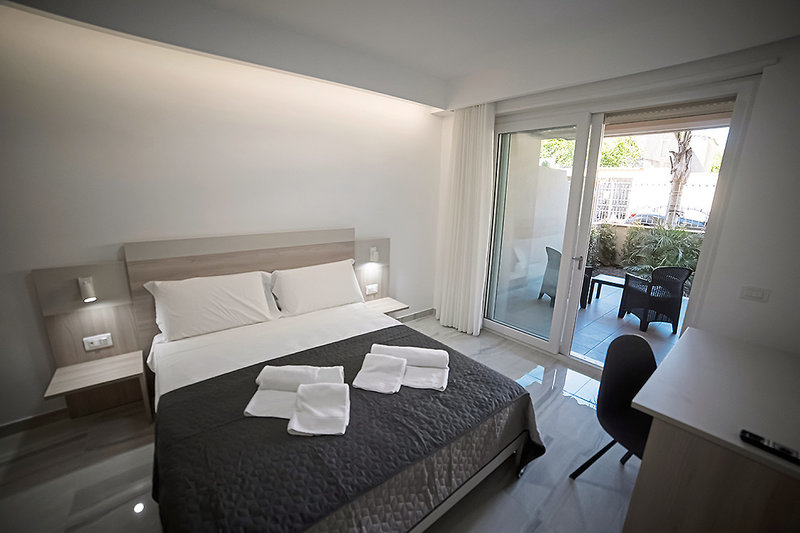 Middle Town Palace Tropea 5