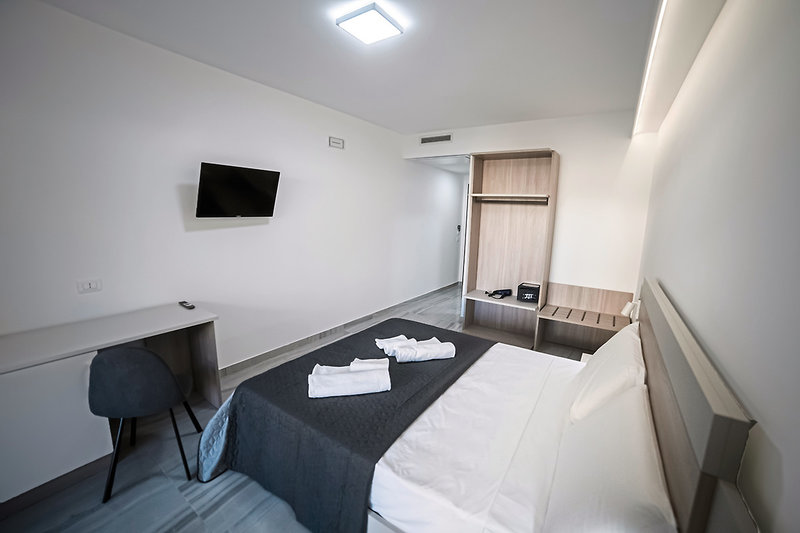 Middle Town Palace Tropea 6