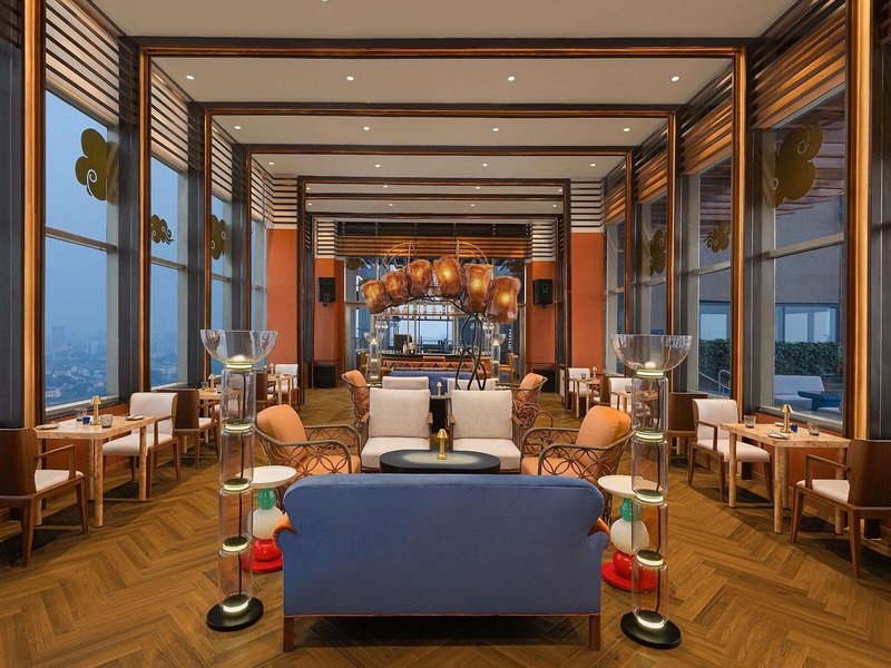 Novotel New Delhi City Centre 7