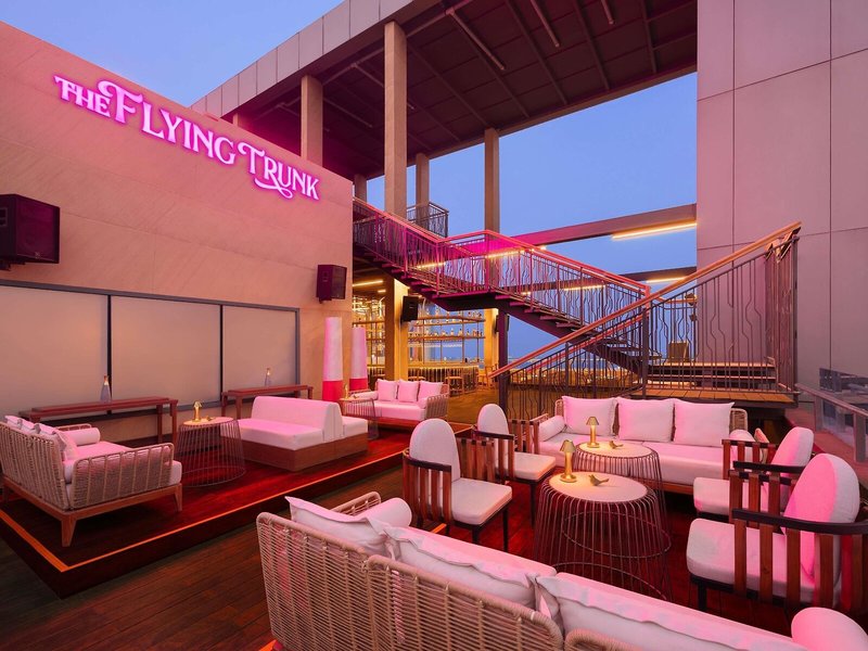 Novotel New Delhi City Centre 10