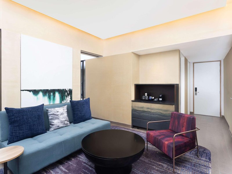 Novotel New Delhi City Centre 13