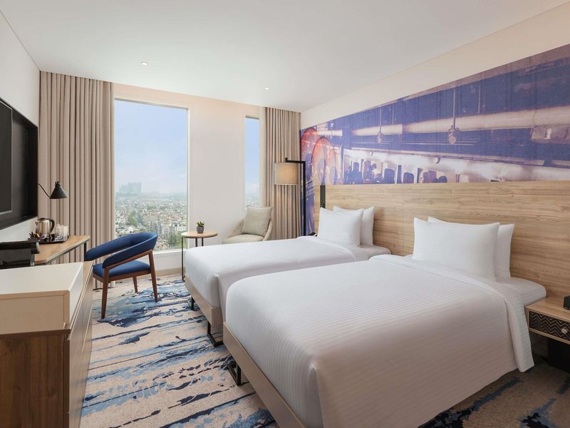 Novotel New Delhi City Centre 28