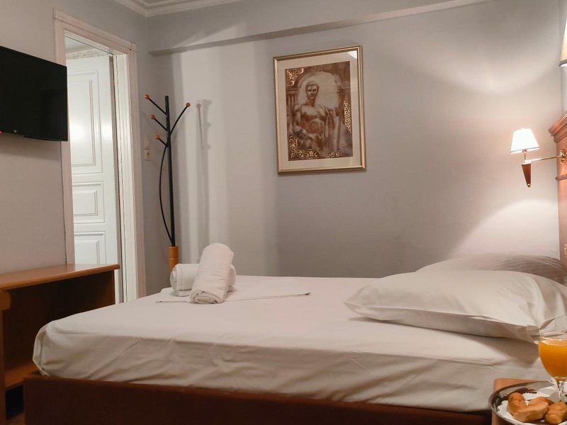 Athens City 15 - Room Example