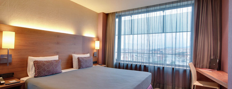 Hotel Badalona Tower 4