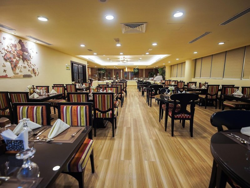 One To One Hotel - The Village 28 - Restaurant