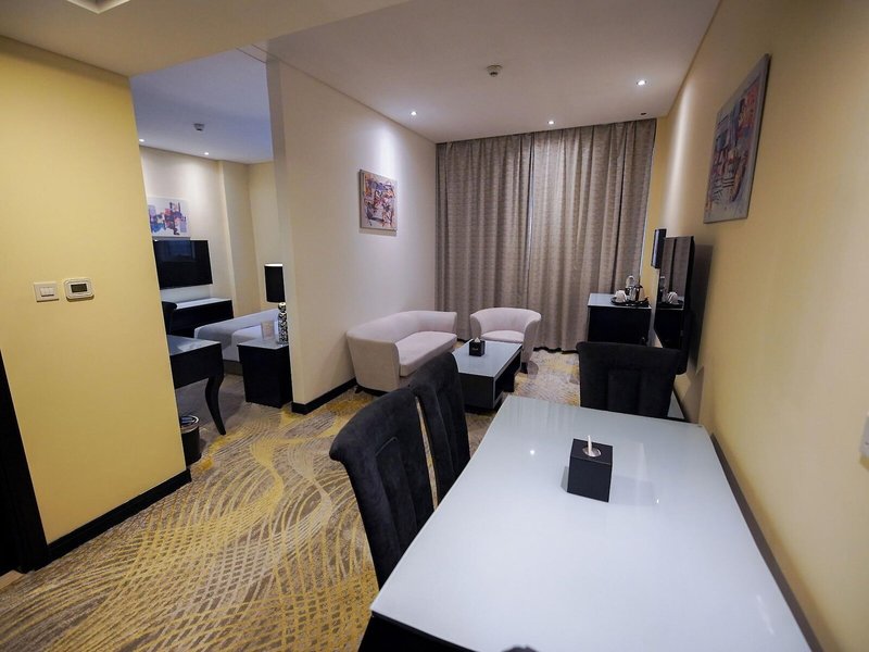 One To One Hotel - The Village 38 - Room Example