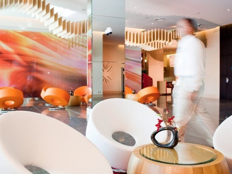 ibis Dubai Mall of the Emirates 9