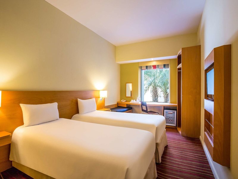 ibis Dubai Mall of the Emirates 26