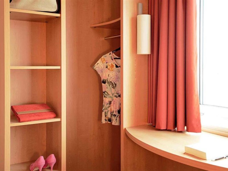 ibis Dubai Mall of the Emirates 30