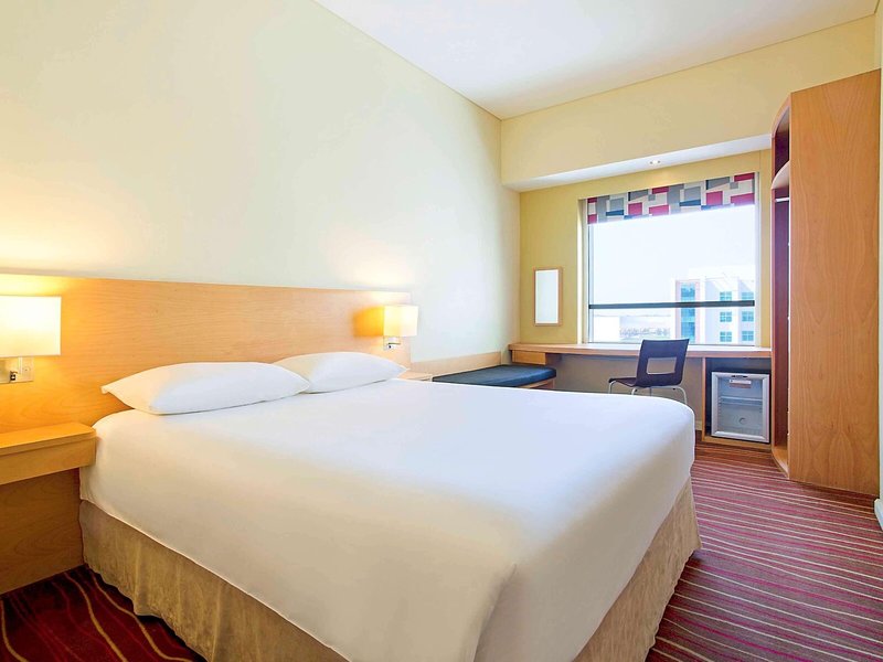 ibis Dubai Mall of the Emirates 37