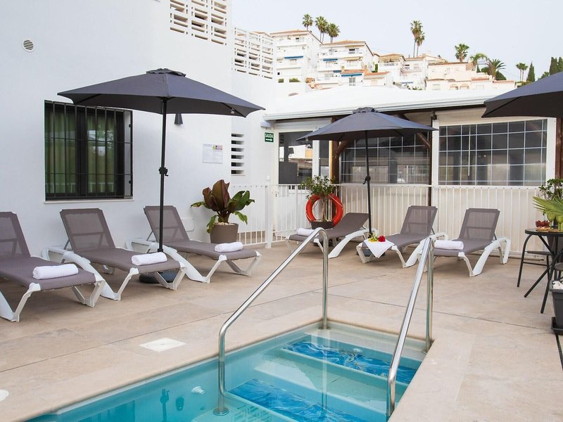Hostal Boutique Rooms Playa Burriana 4