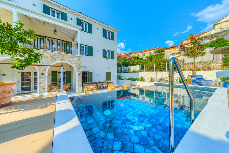 Hotel Brattia 1