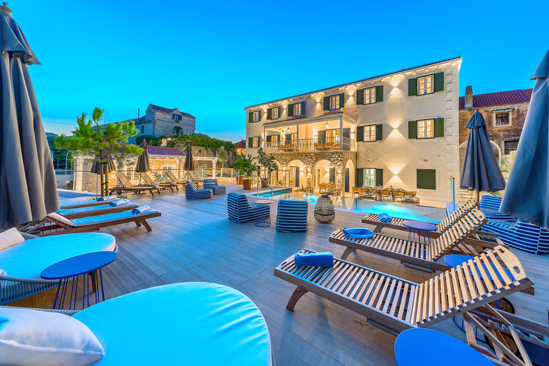 Hotel Brattia 11