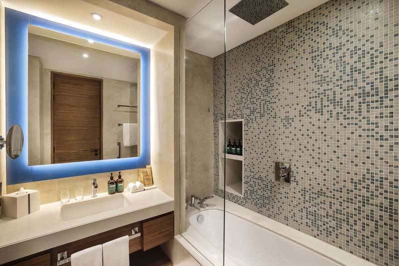 Tumbi Hotel Dubai The Palm, Tapestry Collection by Hilton 17