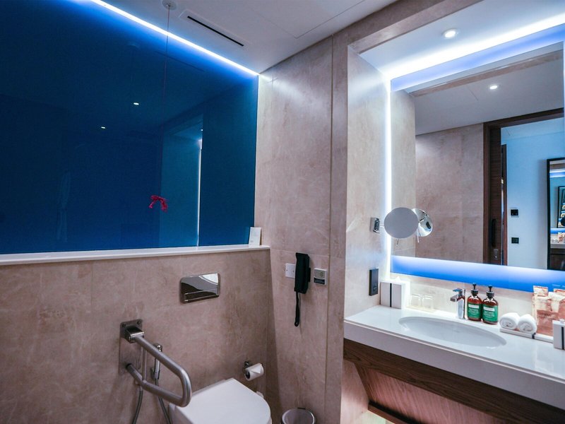 Tumbi Hotel Dubai The Palm, Tapestry Collection by Hilton 42