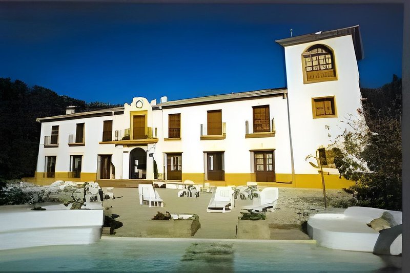 Humaina