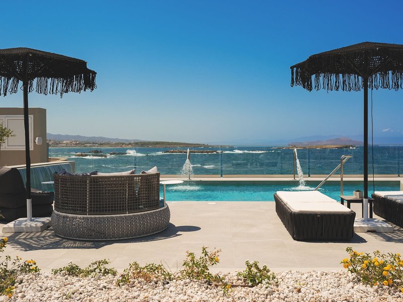 Elia Sea Suites 7