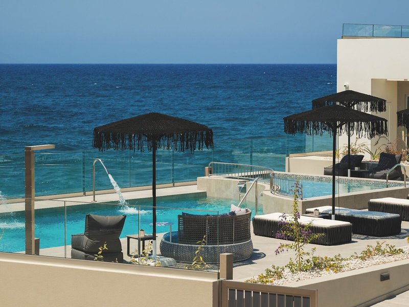 Elia Sea Suites 11