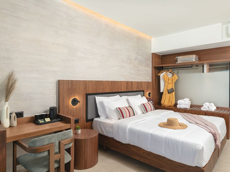 Elia Sea Suites 32
