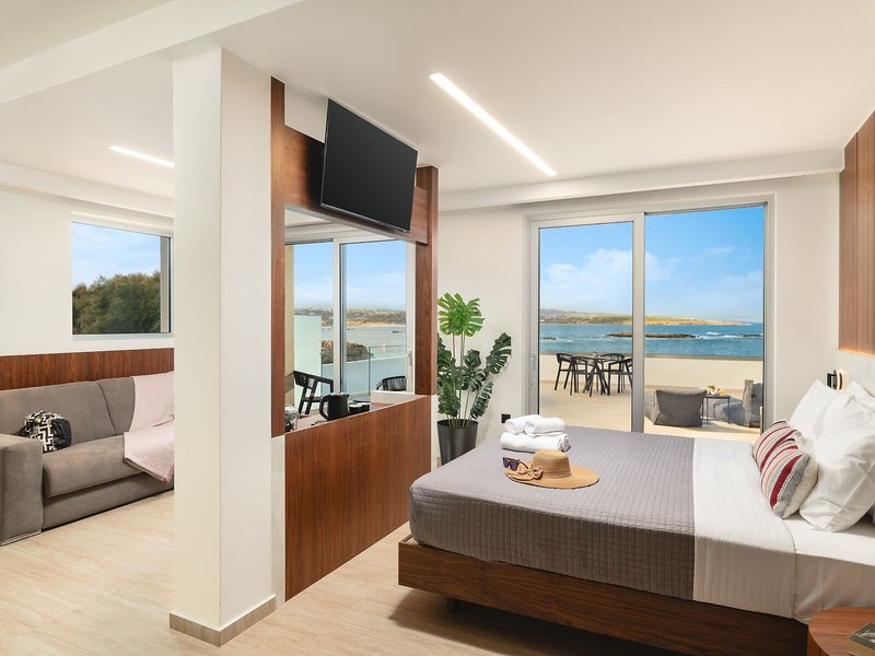 Elia Sea Suites 35