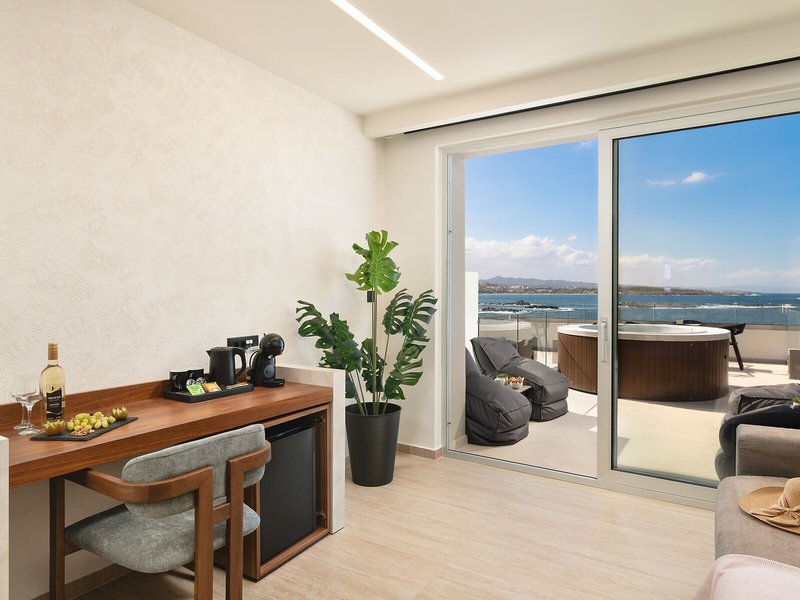 Elia Sea Suites 43