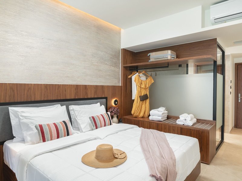 Elia Sea Suites 48