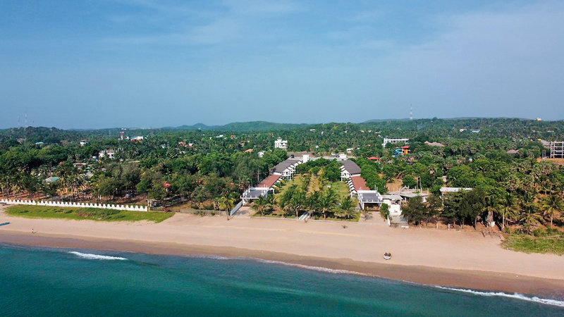 Uppuveli Beach by DSK 1